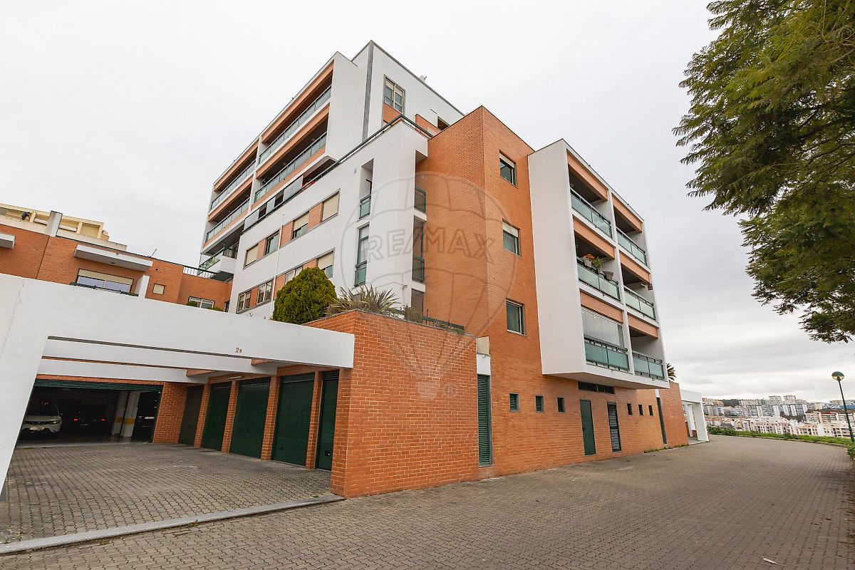 Apartamento T3 à venda em Oeiras