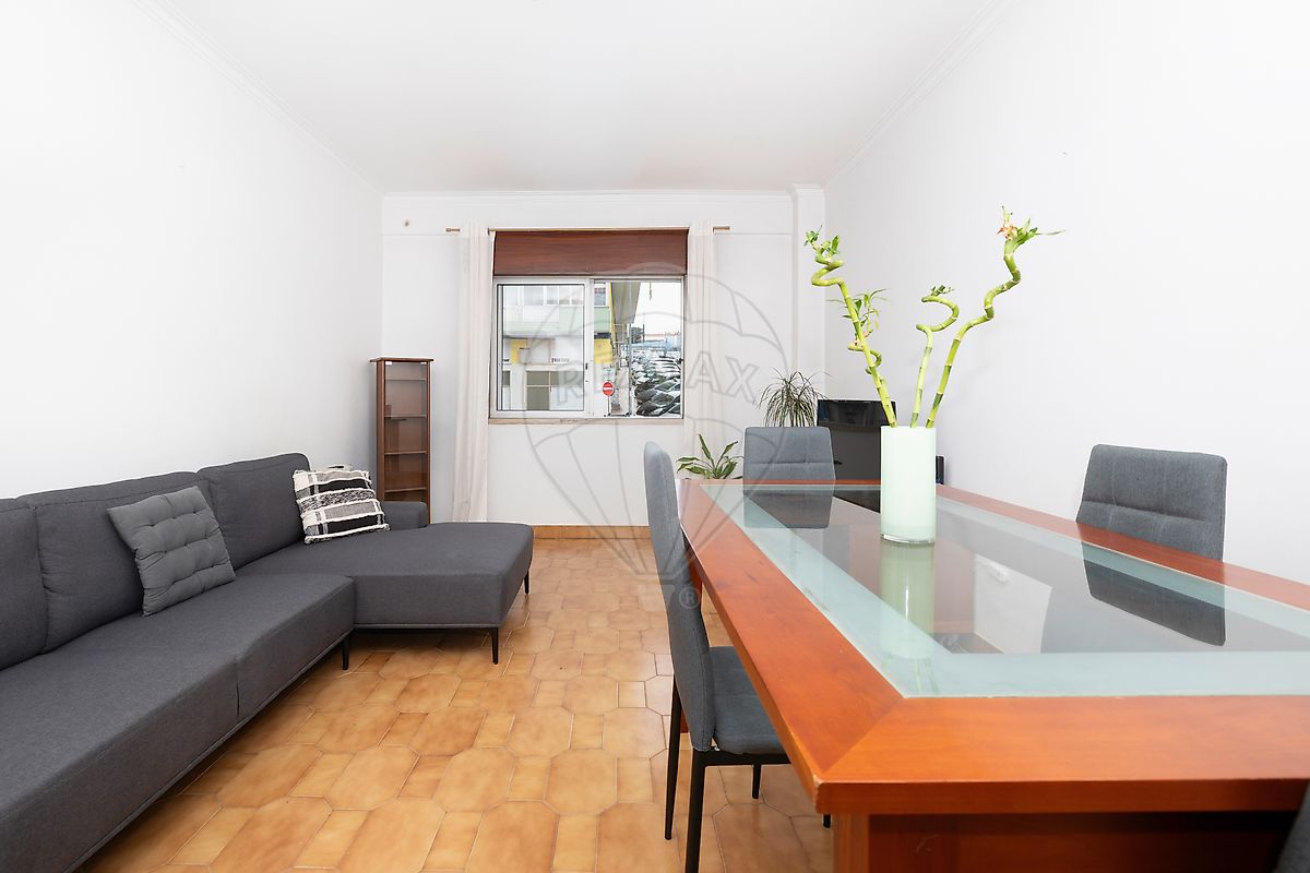 Apartamento T1 à venda em Sintra