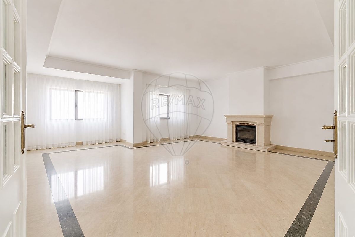 Apartamento T3 à venda em Lisboa