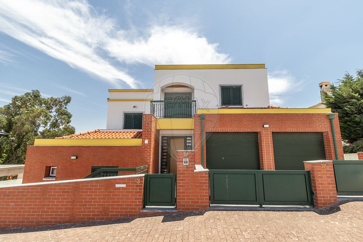 Apartamento T5 à venda em Oeiras