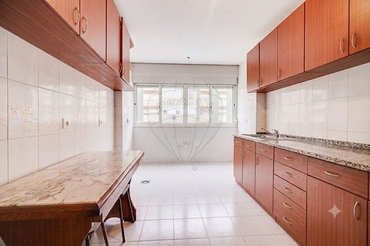 Apartamento T3 à venda em Sintra