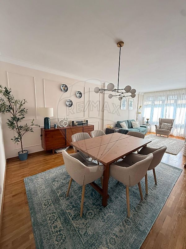 Apartamento T2 à venda em Sintra