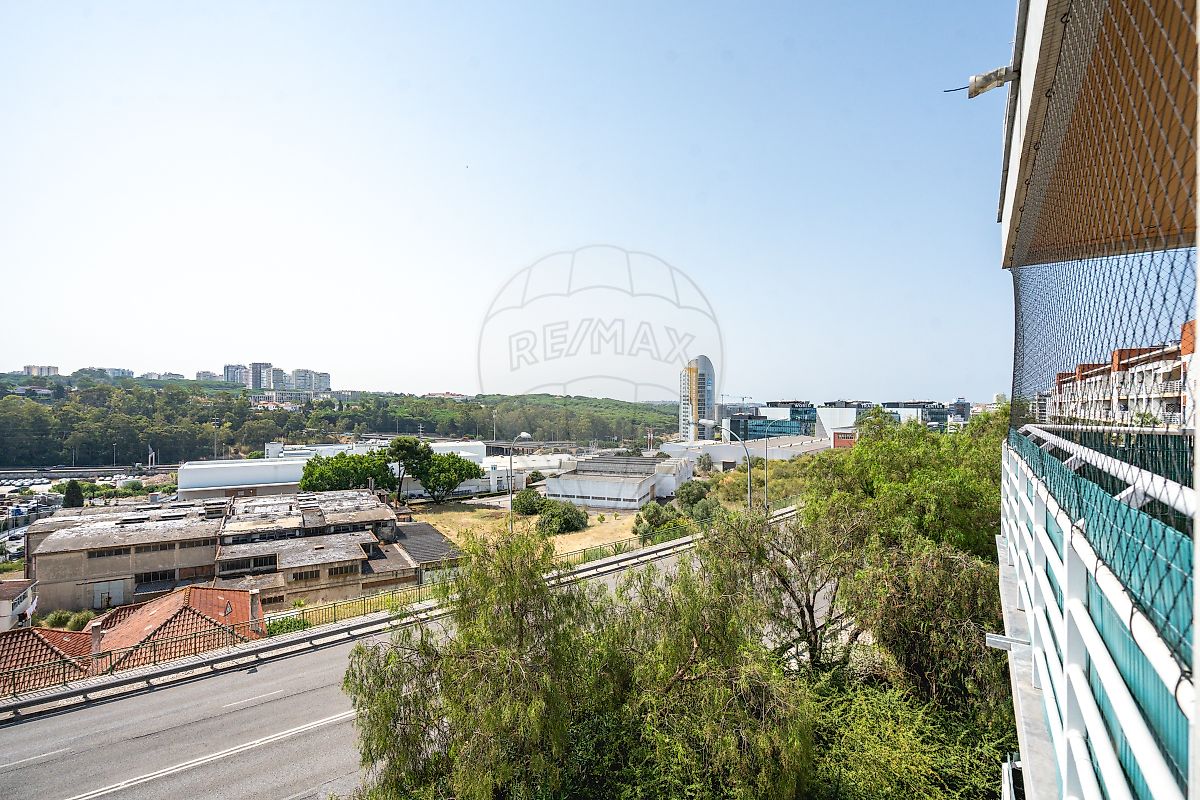 Apartamento T2 à venda em Carnaxide e Queijas, Oeiras — foto 27
