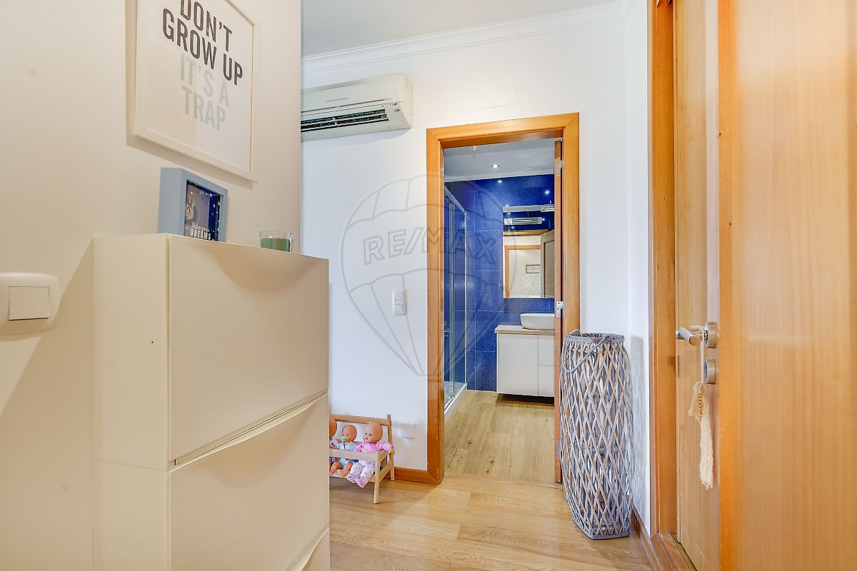 Apartamento T2 à venda em Carnaxide e Queijas, Oeiras — foto 14