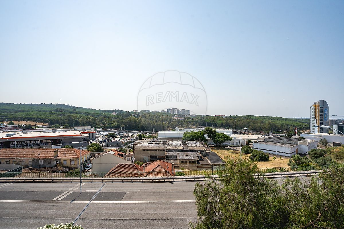 Apartamento T2 à venda em Carnaxide e Queijas, Oeiras — foto 30