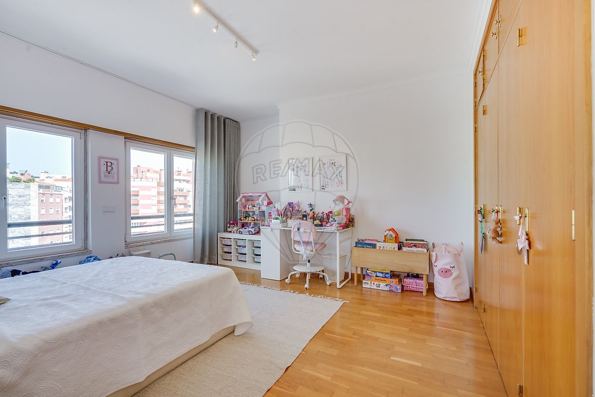 Apartamento T4 à venda em Carnide, Lisboa — foto 26