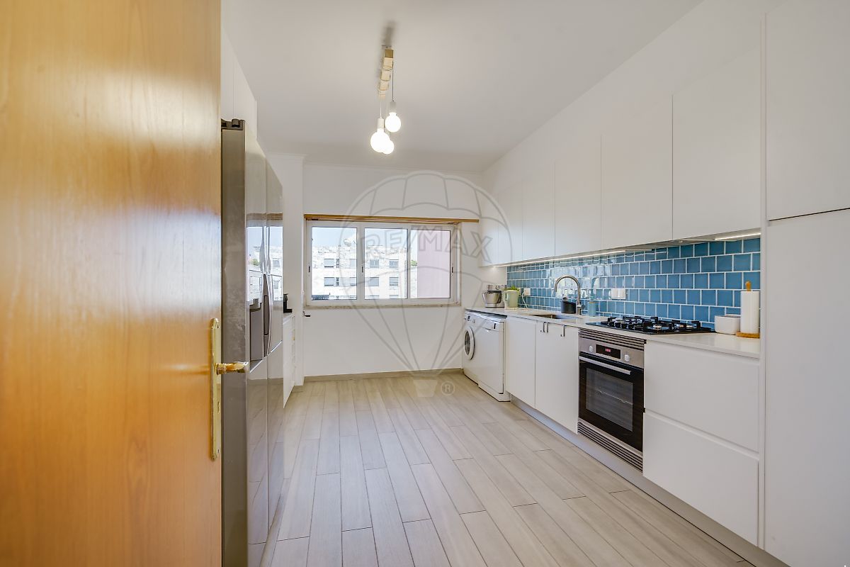 Apartamento T4 à venda em Carnide, Lisboa — foto 11