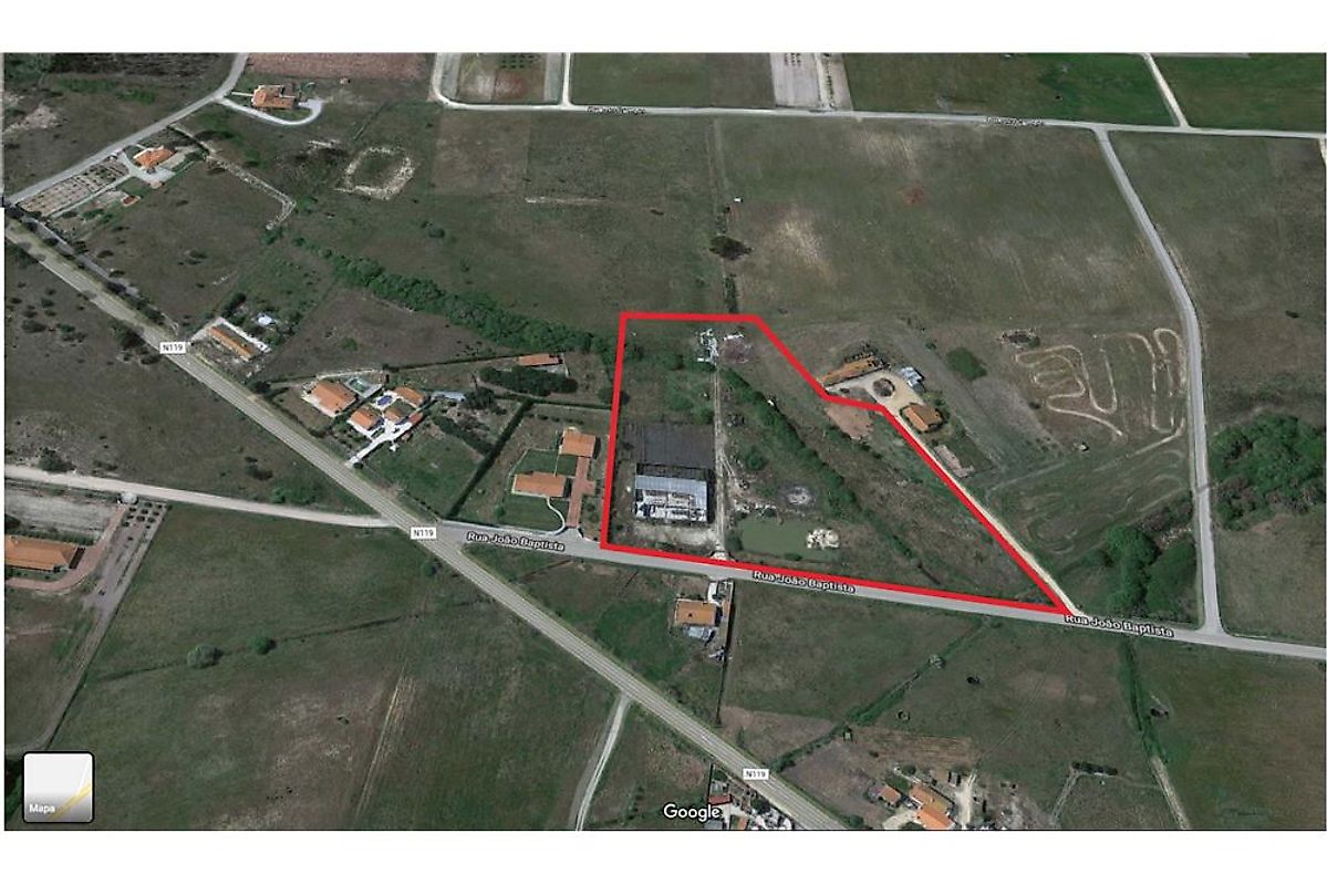 Land for sale in Benavente, Portugal — €210,000