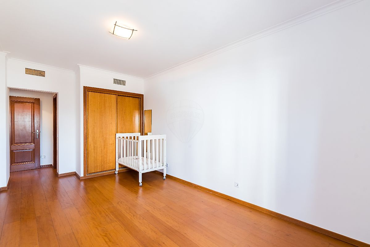 listing 124151096-44 picture-0