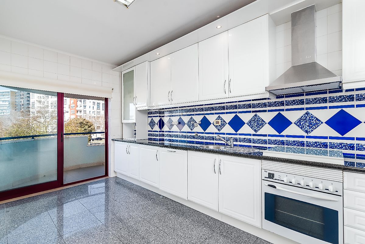 listing 124151096-44 picture-0