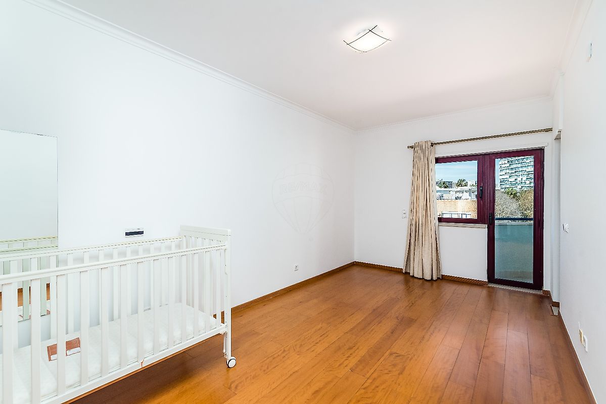 listing 124151096-44 picture-0