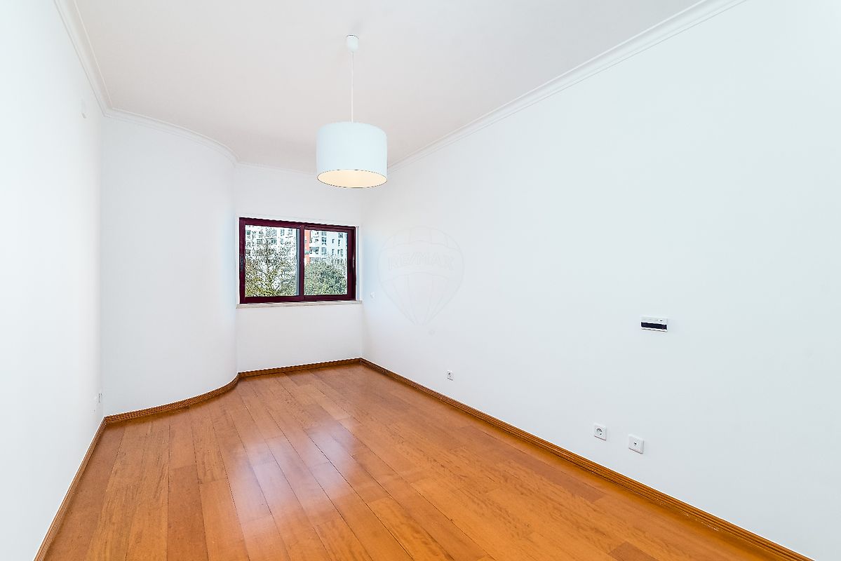 listing 124151096-44 picture-0