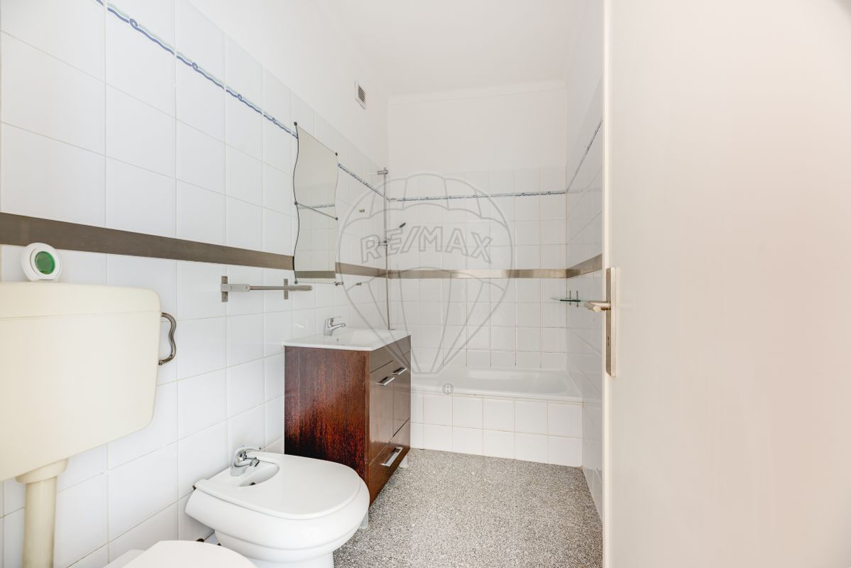 listing 124151231-2 picture-0