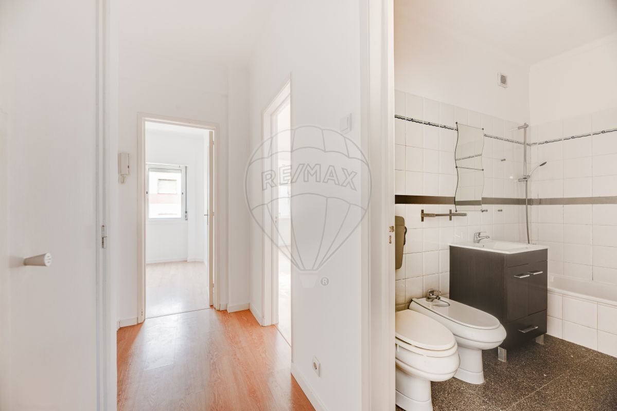listing 124151231-2 picture-0