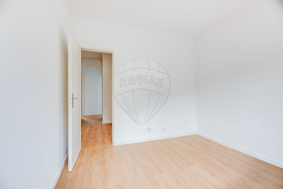 listing 124151231-2 picture-0
