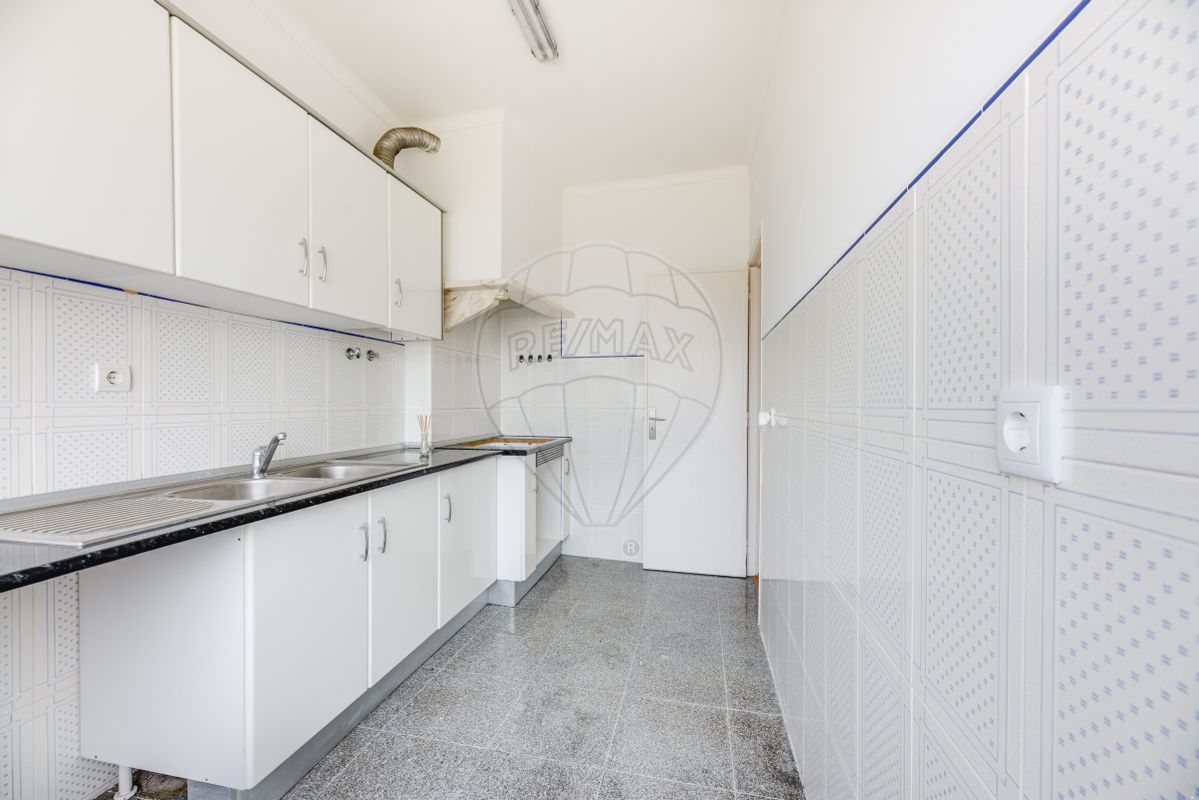 listing 124151231-2 picture-0