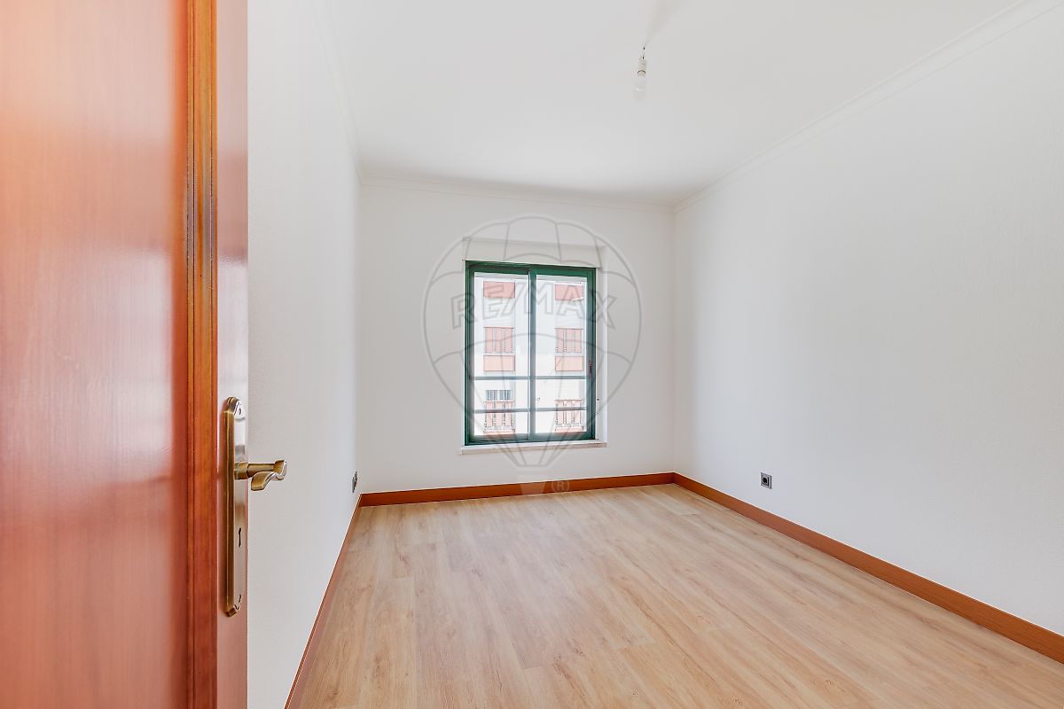 listing 124151248-7 picture-0