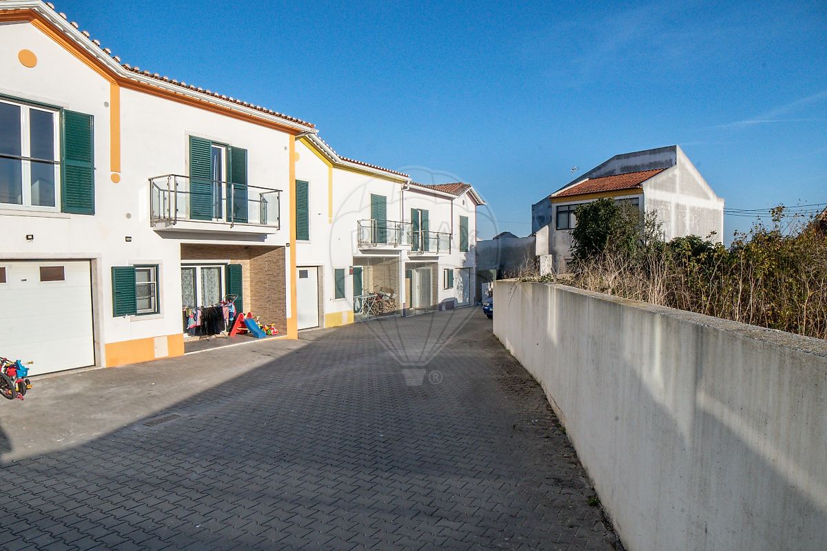 Moradia T4 para venda