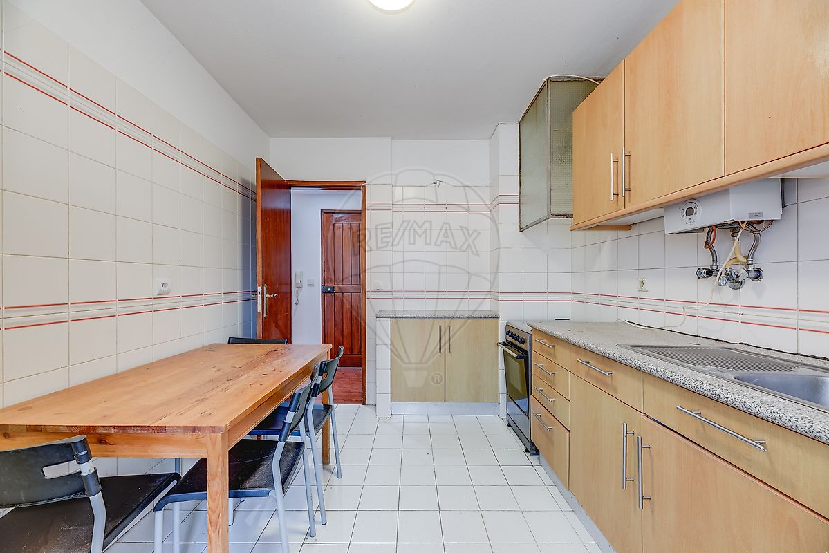 Apartamento T2 à venda em Setúbal