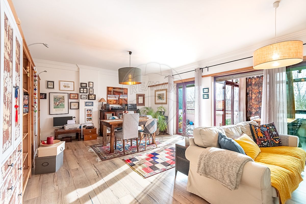 Apartamento T2 à venda em Oeiras