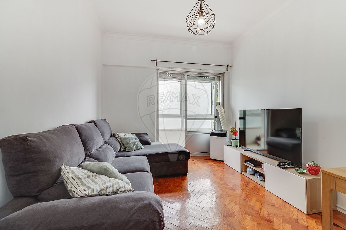 Apartamento T3 à venda em Odivelas