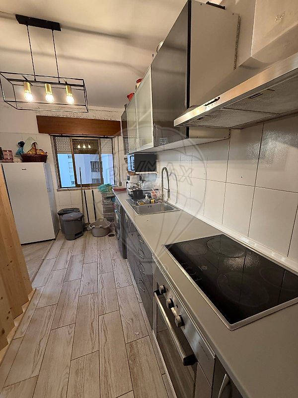 Apartamento T2 à venda em Sintra
