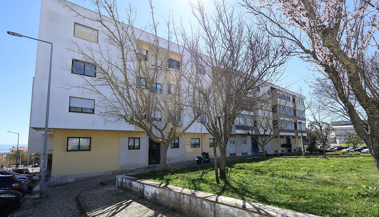 Apartamento T3 à venda em Loures