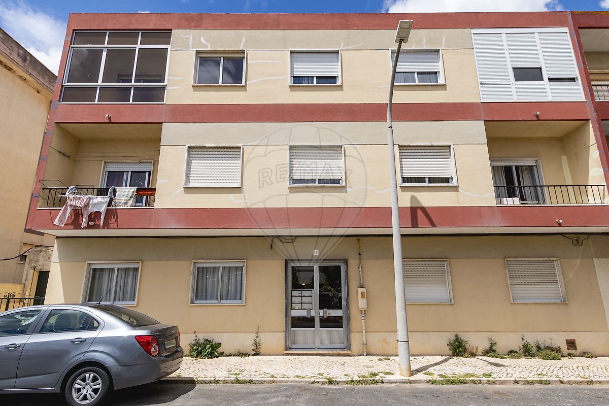 Apartamento - Santa Iria de Azoia, São João da Talha e Bobadela, Loures, Lisboa