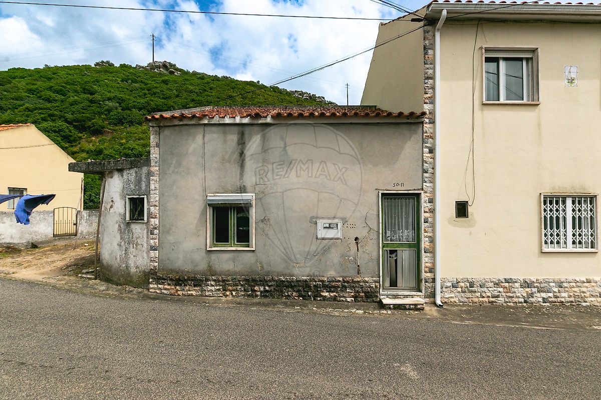 Moradia T2 à venda em Loures