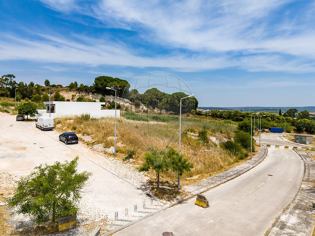 Terreno - Alenquer (Santo Estêvão e Triana), Alenquer, Lisboa