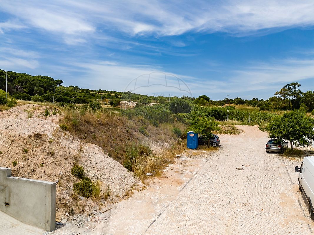 Terreno - Alenquer (Santo Estêvão e Triana), Alenquer, Lisboa