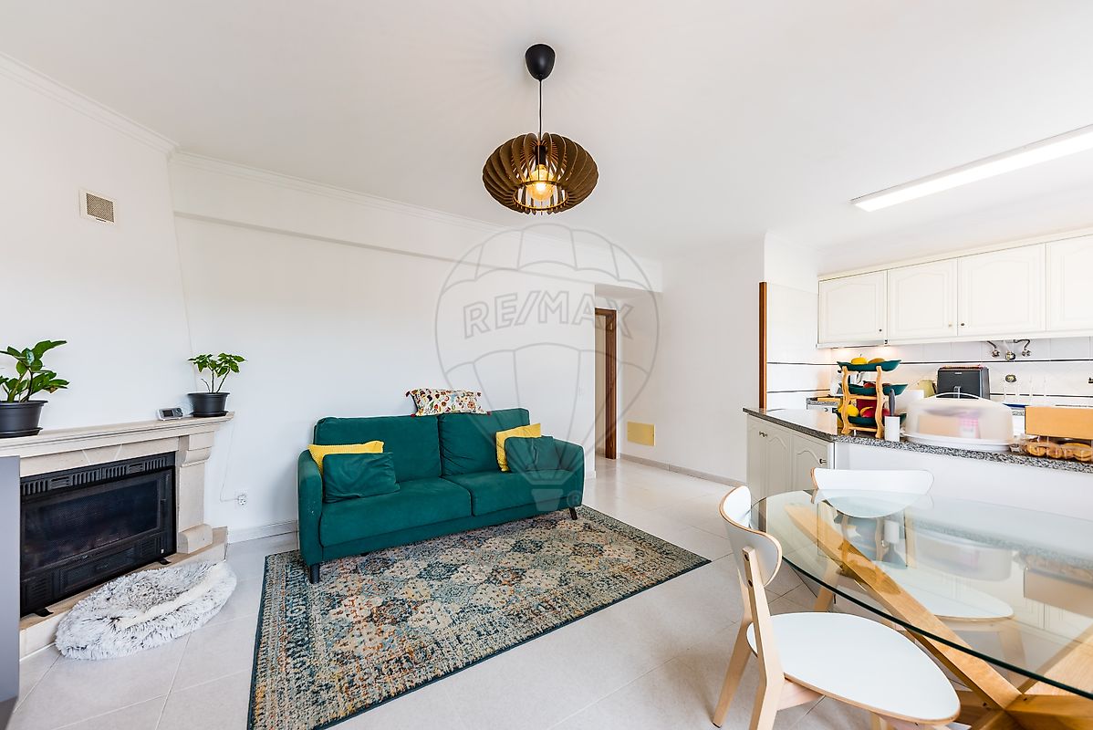 Apartamento T2 à venda em Loures
