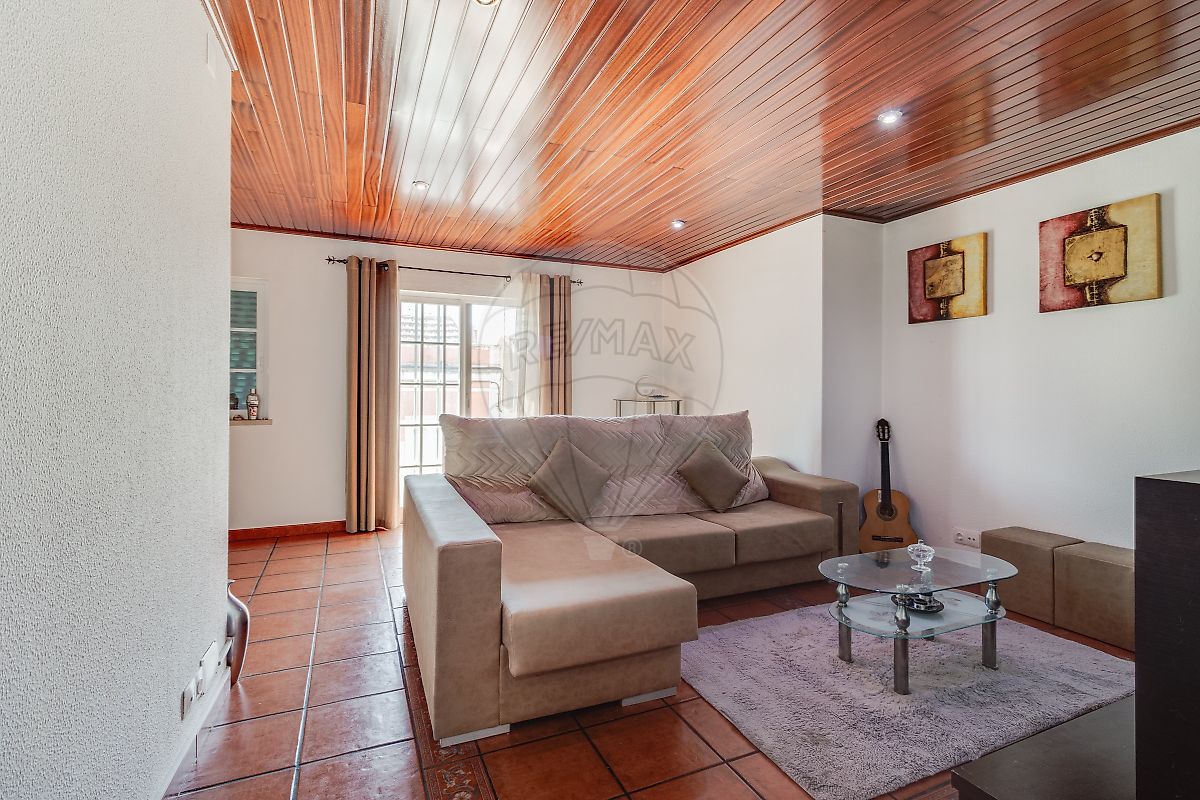 Apartamento T2 à venda em Setúbal