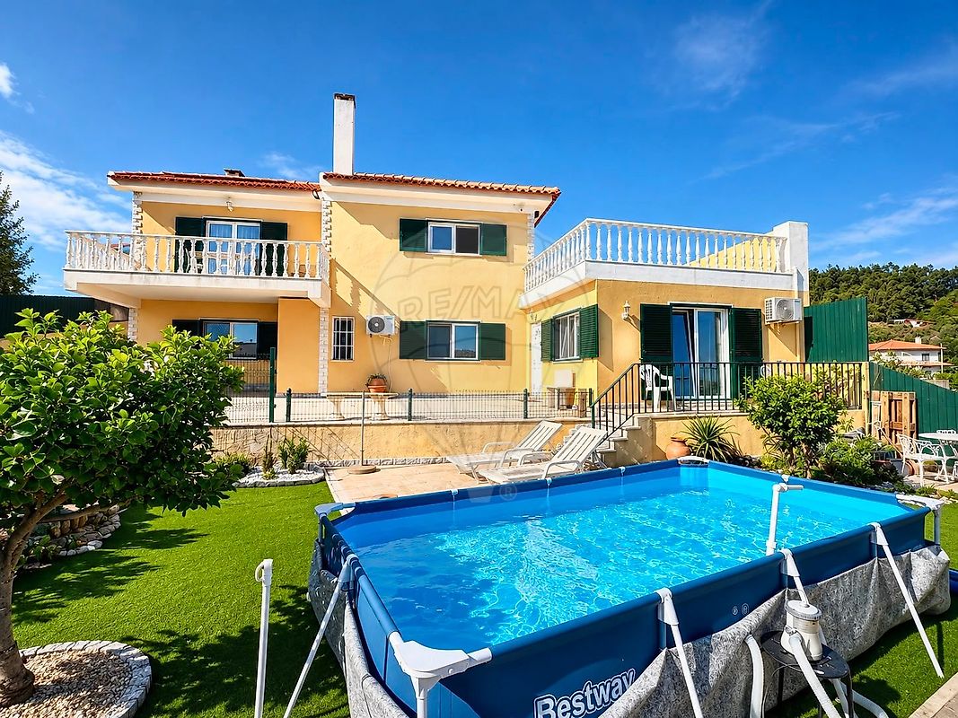 Apartamento T4 à venda em Odivelas