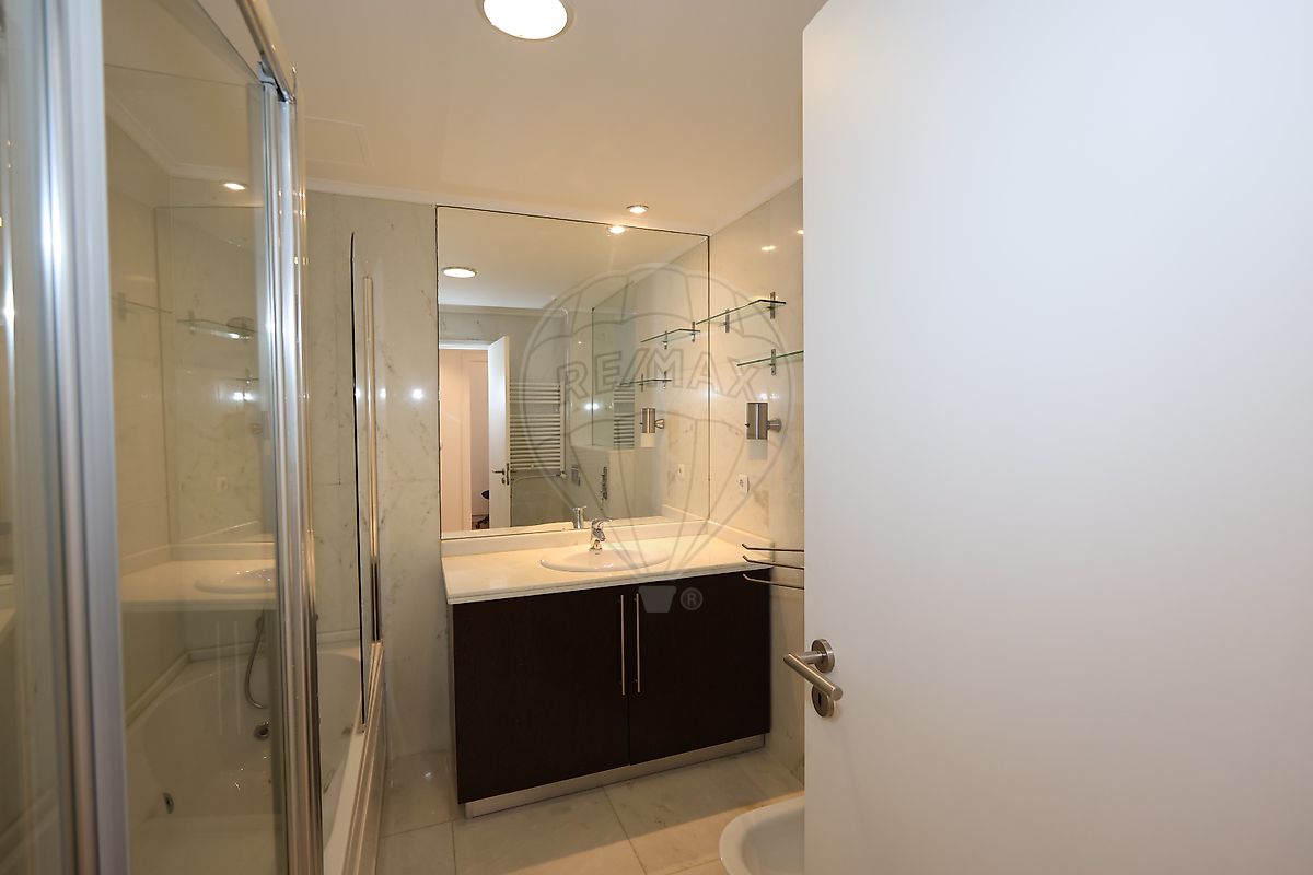 Apartamento T4 à venda em Avenidas Novas, Lisboa — foto 17