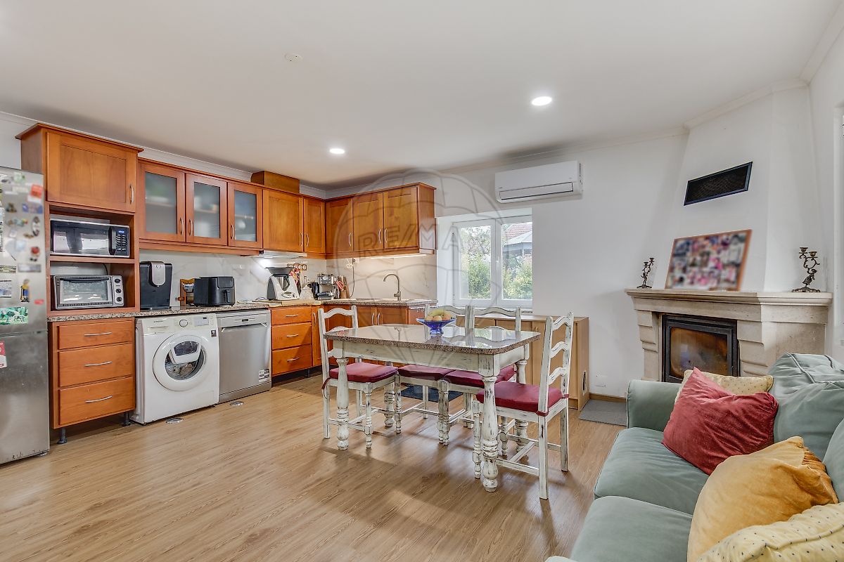 Apartamento T2 à venda em Alenquer