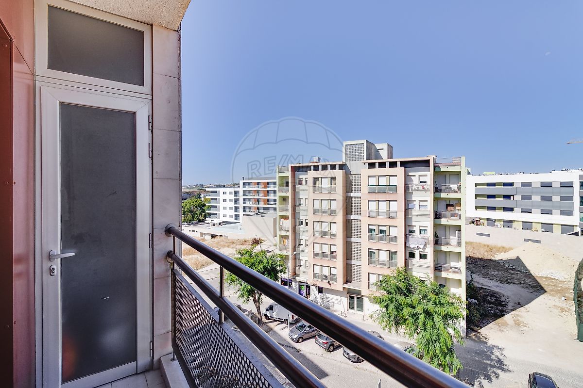 Apartamento T3 à venda em Camarate, Unhos e Apelação, Loures — foto 12