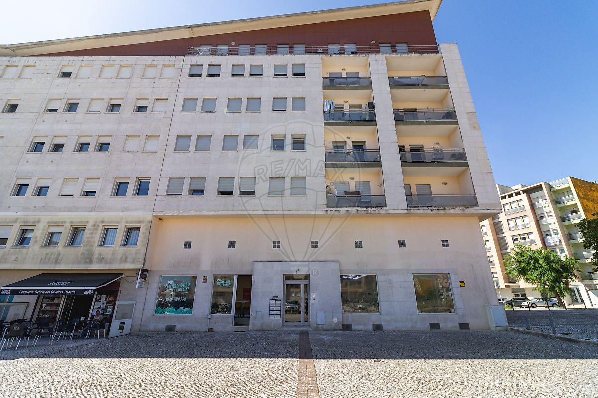 Apartamento T3 à venda em Camarate, Unhos e Apelação, Loures — foto 36