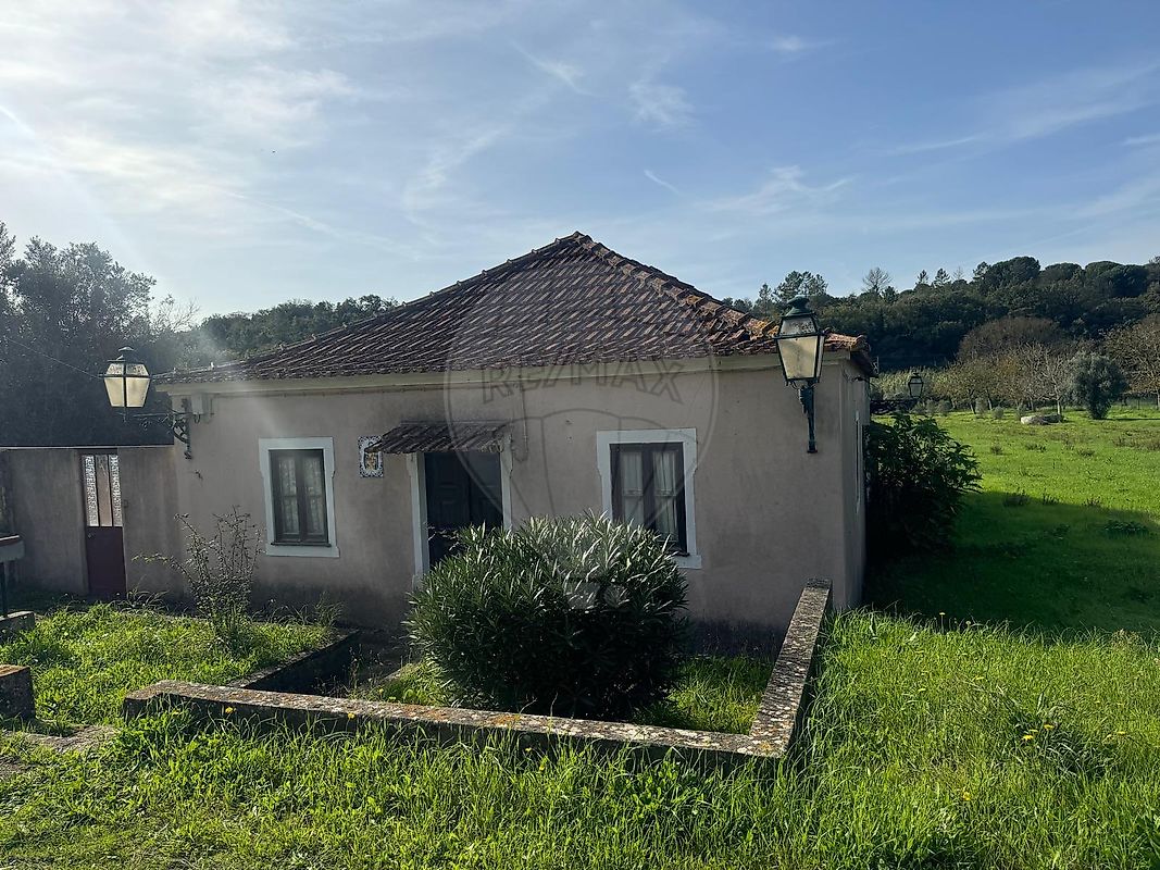 Moradia T3 - Madalena e Beselga, Tomar, Santarém