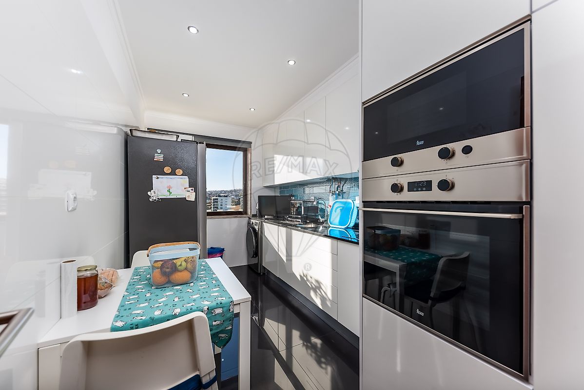 Apartamento T2 à venda em Odivelas