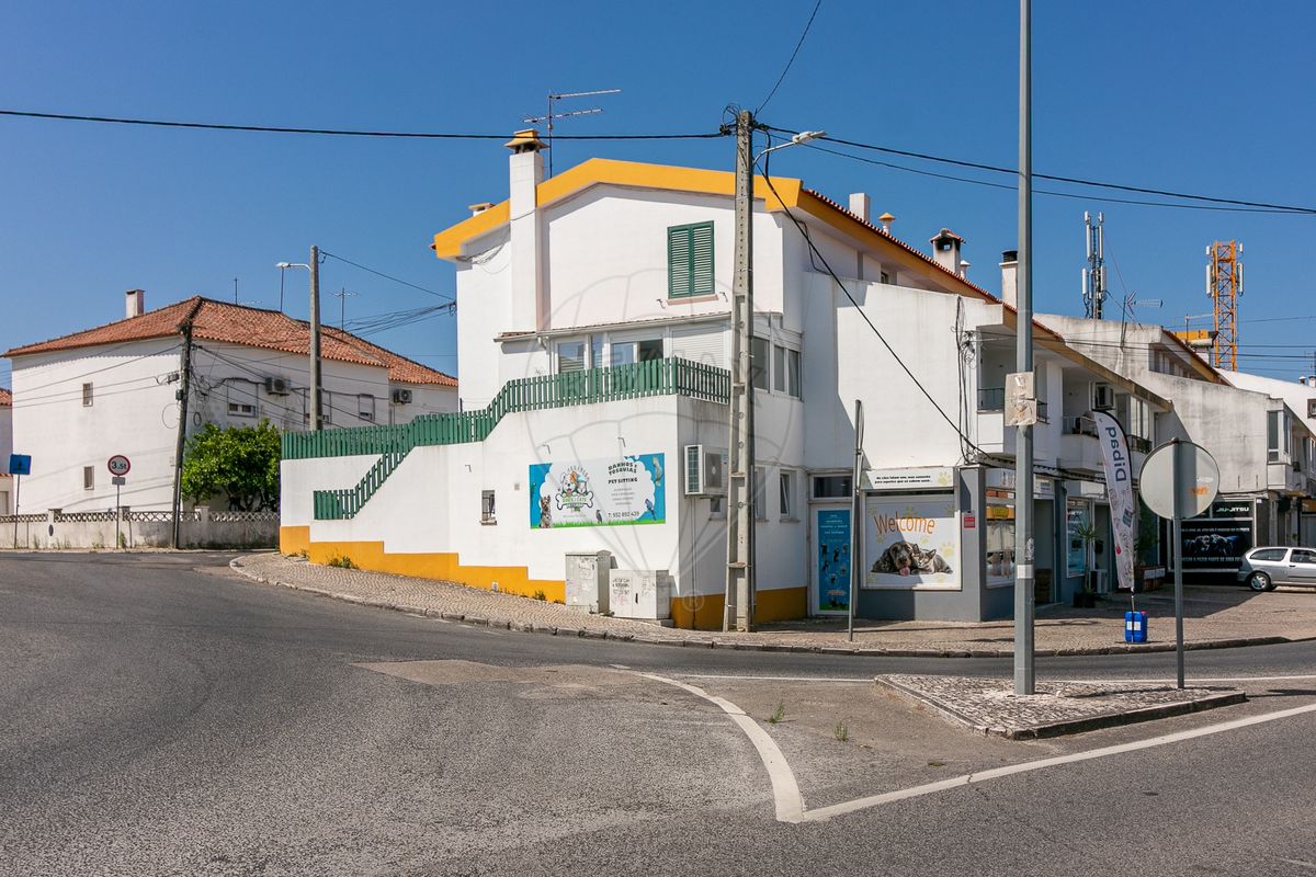 Moradia T4 para venda