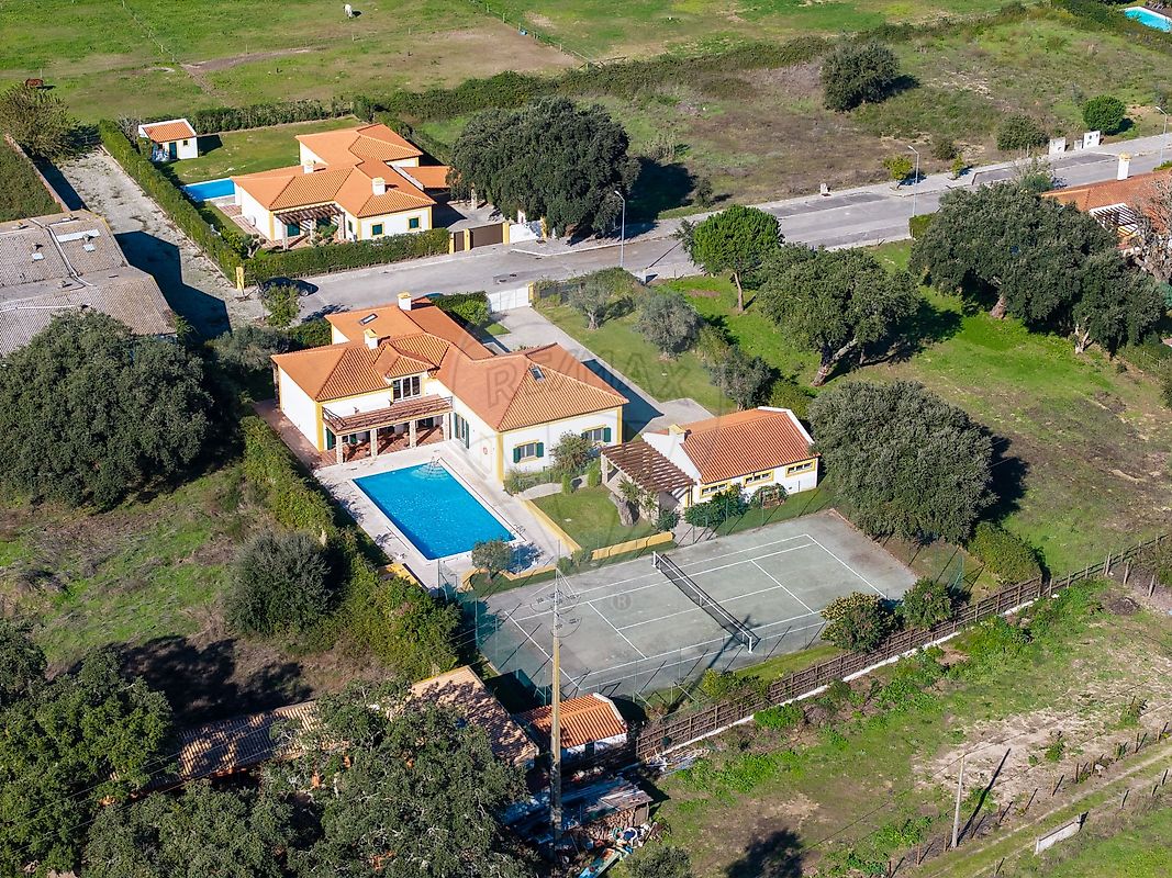 Moradia T4 para venda