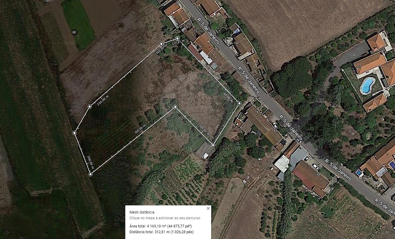 Terreno à venda em Fontelas