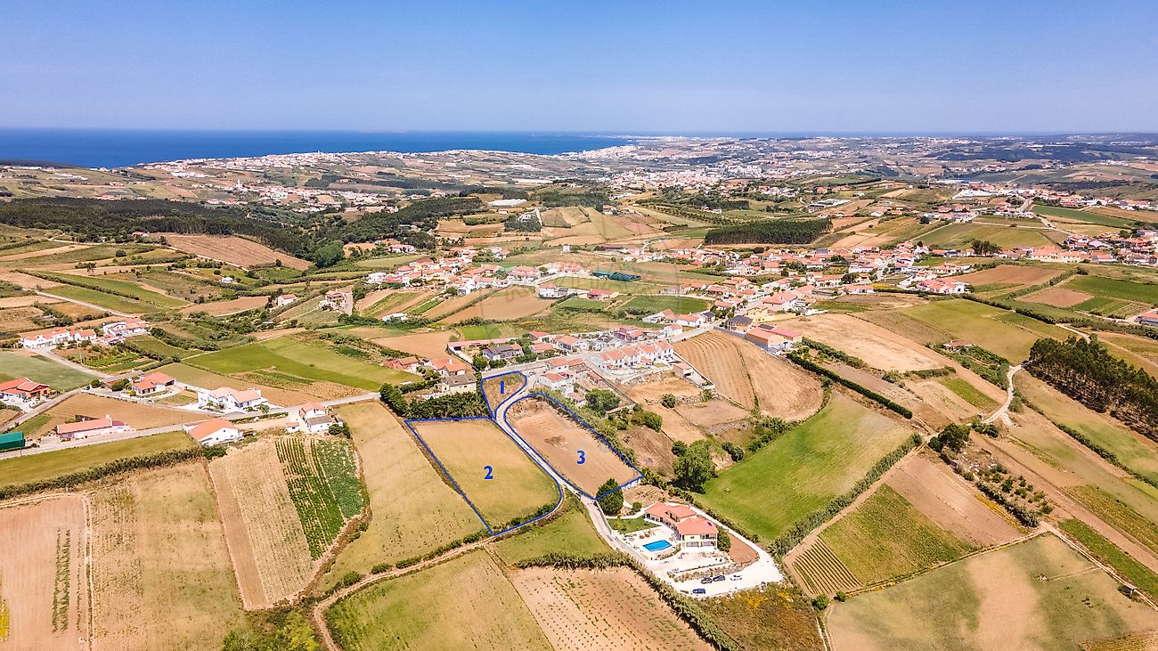 Land for sale in Lourinhã, Portugal — €67,000