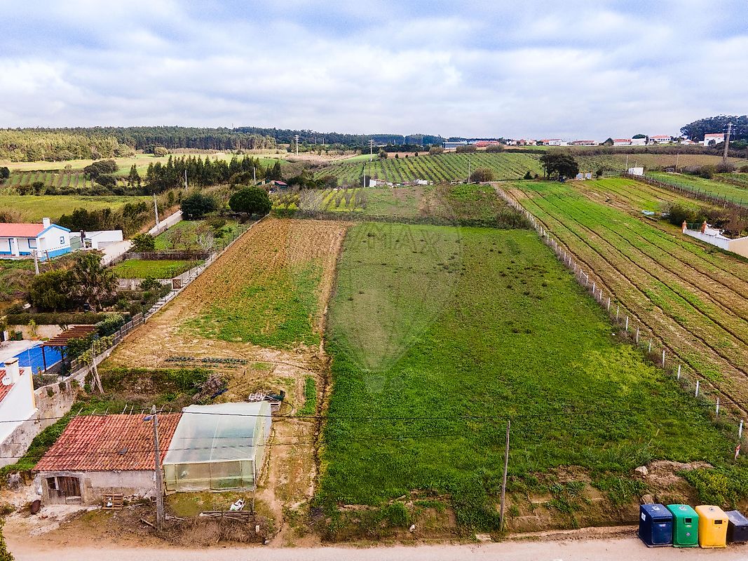 Land for sale in Lourinhã, Portugal — €115,000