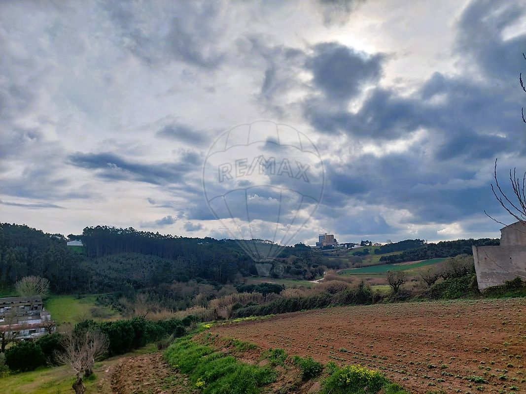 Land for sale in Lourinhã, Portugal — €72,000
