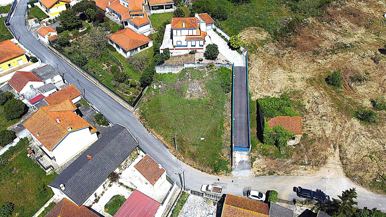 Land for sale in Lourinhã, Portugal — €60,000