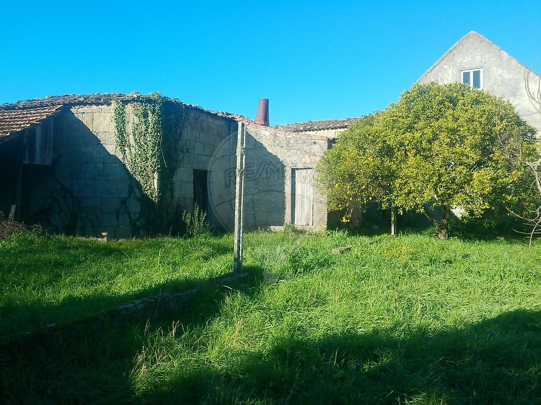 Moradia T6 à venda em Oliveira do Hospital