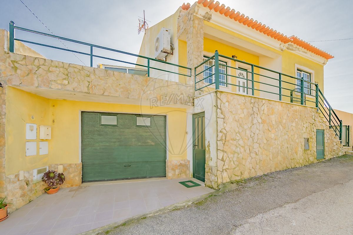 Moradia T2 à venda em Lourinhã