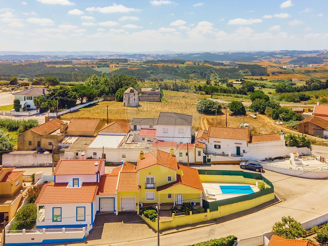 Apartamento T3 à venda em Lourinhã